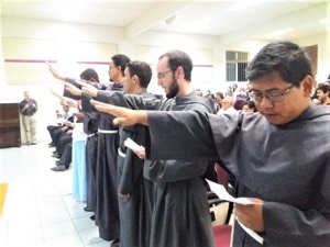 Na última quarta-feira (28), foi realizada a cerimônia de formatura no ISB e celebrada a Santa Missa de encerramento das atividades acadêmicas