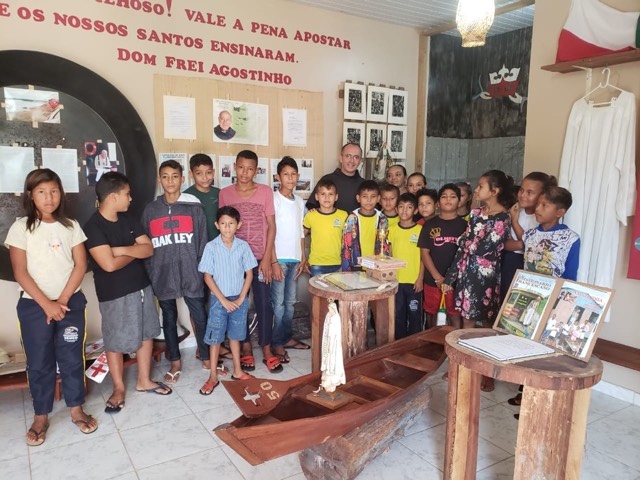 45 anos da chegada de Dom Frei Agostinho: estudantes visitam o Museu do Missionário da Amazônia