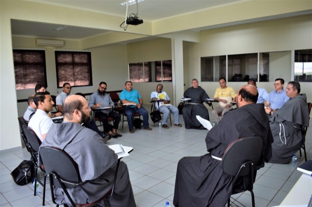 Guardiães e párocos das regionais centrais da Província se reúnem