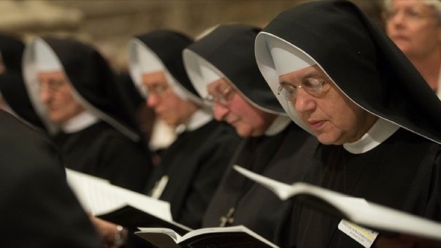 Religiosas nas trincheiras para combater o coronavírus