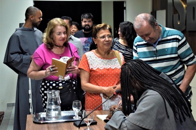 No ISB, o Frei Vogran lançou o livro Francisco de Assis: História, contos e lendas