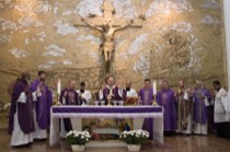 Província e comunidade celebraram juntos os 40 anos da Paróquia São Marcos e São Lucas
