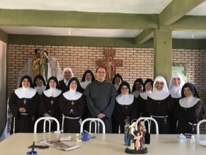 Provincial visitou no último domingo, 11, o Mosteiro de Santa Clara do Deus Trino