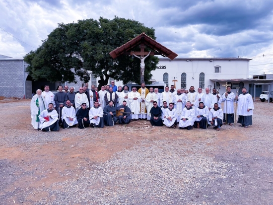 Ereção do Convento Santa Clara de Assis no Sol Nascente